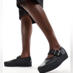 NIB! VANS Mary Jane Creeper Flats Shoes Sneakers Black Leather 7.5